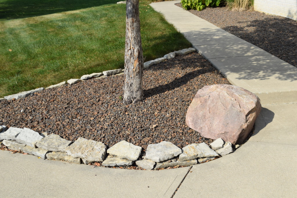 Flat Rock Wall Stone/Garden Wall | Indianapolis Landscaping