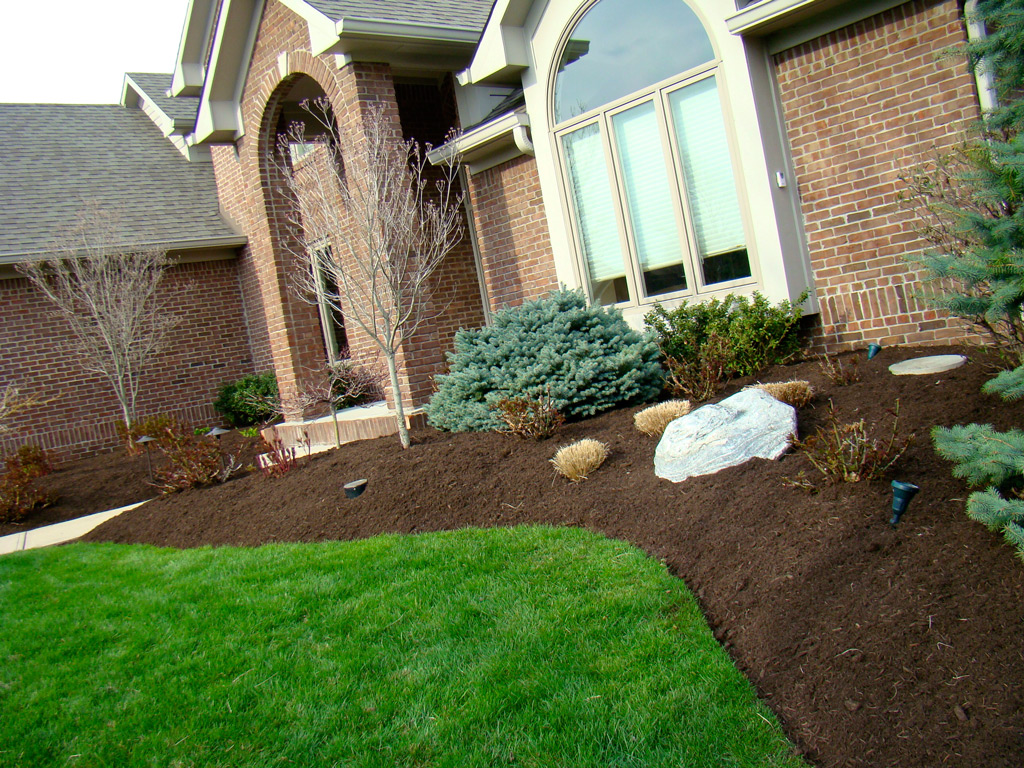 McCarty's Black Gold Mulch | Indianapolis Mulch | McCarty